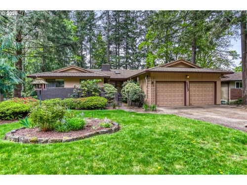 9924 Se Nancy Ct, Happy Valley, OR, 97086-7259 | Card Image