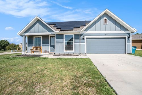 1375 Orange Blossom Ct, Gainesville, TX, 76240-1968 | Card Image
