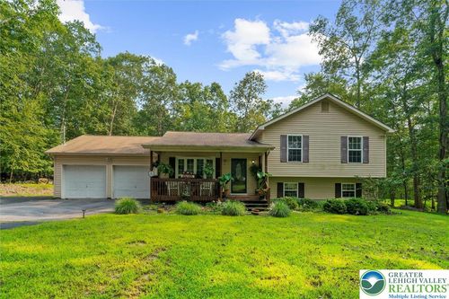124 Timber Hill Rd, Henryville, PA, 18332-7189 | Card Image