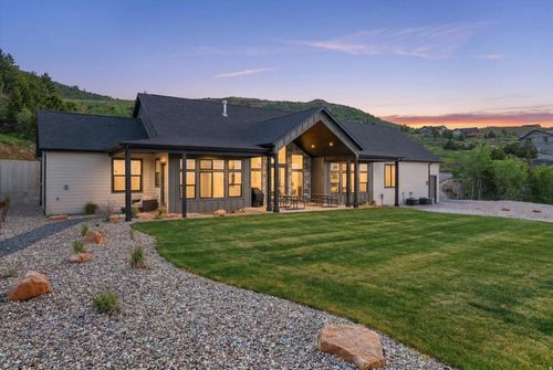 984 S Crossed Arrows Cir, Garden City, UT, 84028 | Card Image
