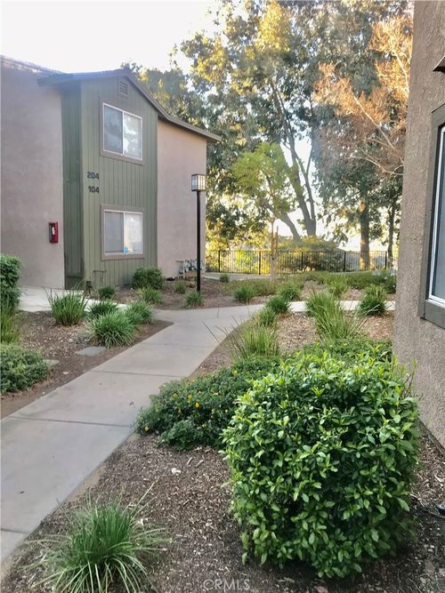 203-2612 Avenida Del Vis, Corona, CA, 92882 | Card Image