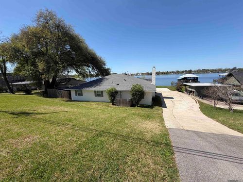 8609 Island Rd, Ventress, LA, 70783-3120 | Card Image