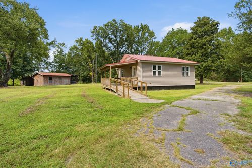 18539 Townsend Ford Rd, Athens, AL, 35611-0127 | Card Image