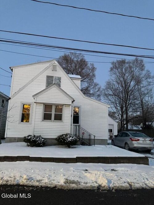 apt-2-52 Laing St, Colonie, NY, 12205-3126 | Card Image