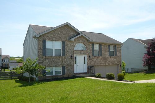 209 Alexis Cir, Dry Ridge, KY, 41035-8513 | Card Image