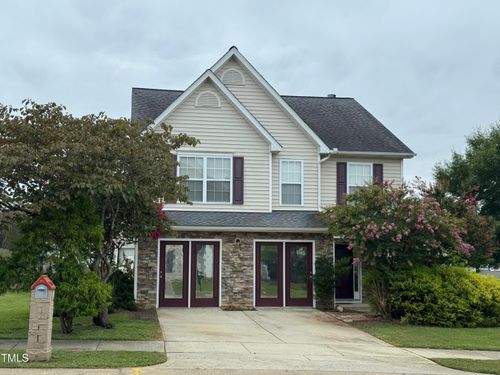 512 Timber Meadow Lake Dr, Fuquay-Varina, NC, 27526-4924 | Card Image