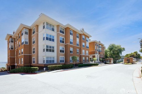 1311-1 Crescent Way, San Francisco, CA, 94134-3360 | Card Image