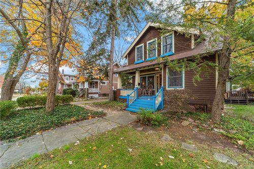 19 4th Ave, Berea, OH, 44017-1239 | Card Image