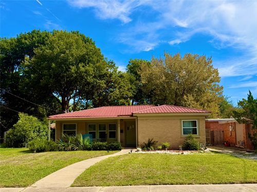 816 S Dixon St, Gainesville, TX, 76240-5217 | Card Image