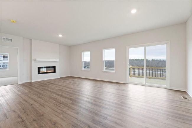 2204 Creek View Ln, House other with 4 bedrooms, 3 bathrooms and null parking in Raymore MO | Image 7