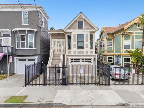 1414 12th St, Oakland, CA, 94607-2004 | Card Image