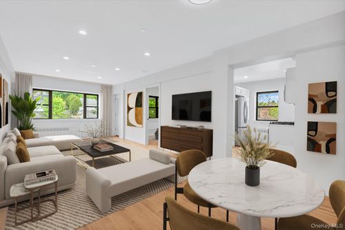 4p-671 Bronx River Road, Yonkers, NY, 10704 | Card Image