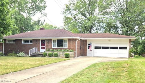 116 Hawthorne Ave, Rittman, OH, 44270-1624 | Card Image