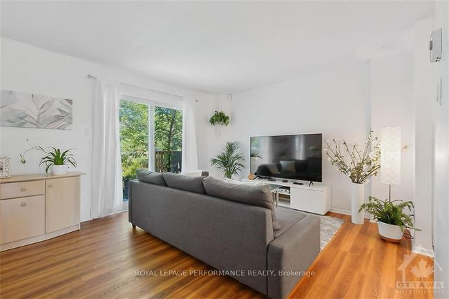 42 Compata Way, Condo with 3 bedrooms, 0 bathrooms and null parking in Gloucester ON | Image 4