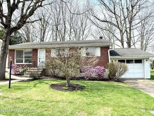 1000 Seybert Street, Hazleton, PA, 18201 | Card Image