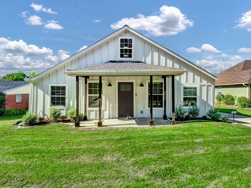 204 Kenny Dr, West Tawakoni, TX, 75474-6624 | Card Image