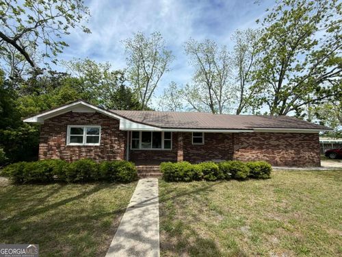 813 W 12th St, Alma, GA, 31510-1962 | Card Image