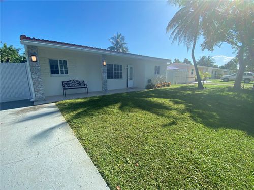 6325 Grant Ct, Hollywood, FL, 33024-5939 | Card Image