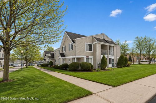 593 Correll Ave, Staten Island, NY, 10309-4236 | Card Image
