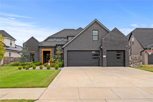 5913 Sw Bloomsbury Road, Bentonville, AR, 72713 | Card Image