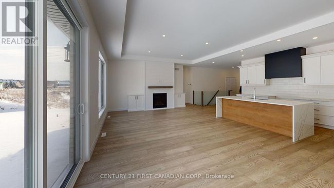 18 Postma Cres, House other with 3 bedrooms, 2 bathrooms and 4 parking in Ailsa Craig ON | Image 12