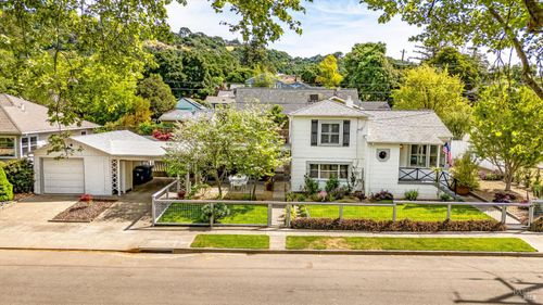 1304 Banks Avenue, Napa, CA, 94559 | Card Image