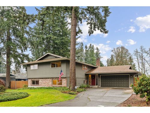 6520 Chessington Ln, Gladstone, OR, 97027 | Card Image