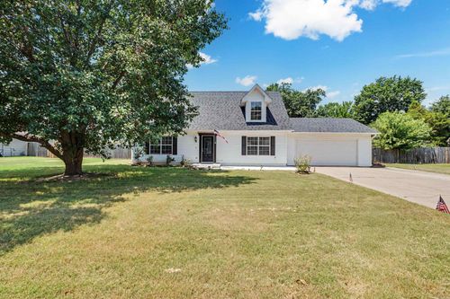 25 Fieldcrest Cir, Cabot, AR, 72023-8470 | Card Image