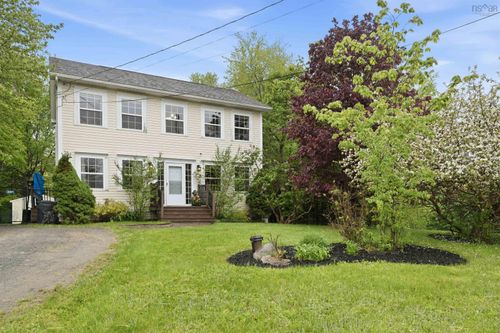 74 Forestview Way, Beaver Bank, NS, B4G1G2 | Card Image