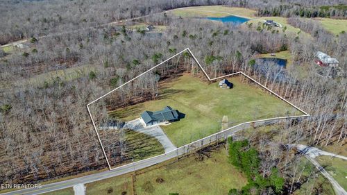1926 Old Grimsley Rd, Grimsley, TN, 38565-5128 | Card Image