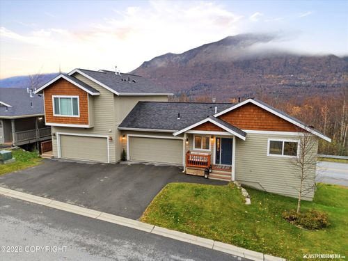 1a-20074 Eagles Nest Ct, Eagle River, AK, 99577-8875 | Card Image