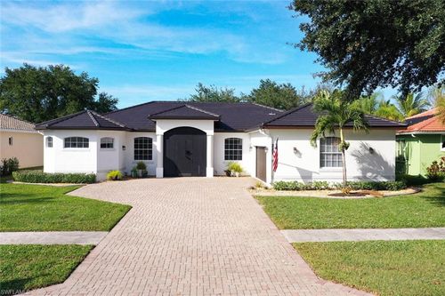 2257 Valencia Lakes Cir, NAPLES, FL, 34120-7499 | Card Image