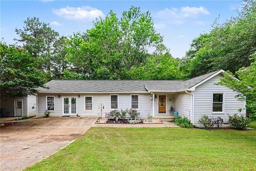 6 Bluebird Ln, Tallapoosa, GA, 30176-3066 | Card Image