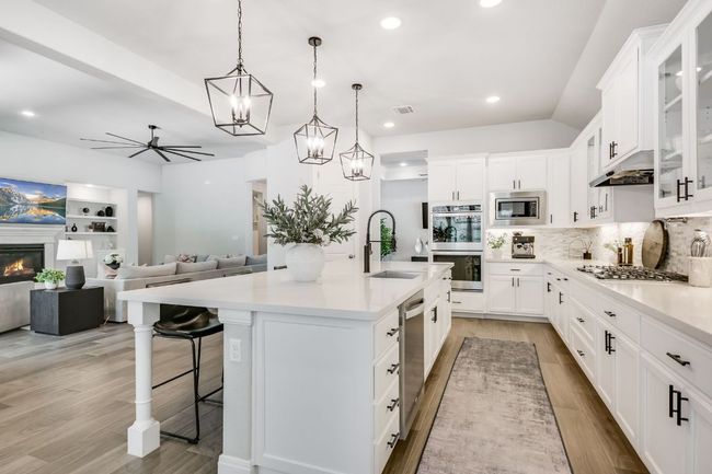 206 Bridge Water Loop, House other with 4 bedrooms, 4 bathrooms and 4 parking in Dripping Springs TX | Image 19
