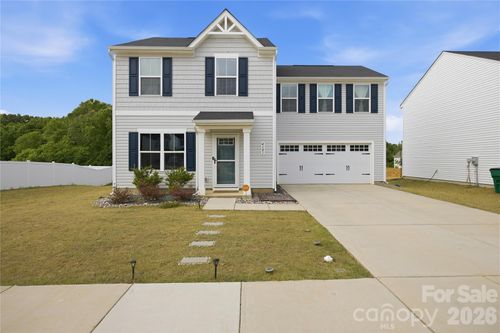 4101 Wild Ridge Dr, Charlotte, NC, 28215-8326 | Card Image