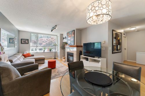 313-1163 The High St, Coquitlam, BC, V3B7W2 | Card Image