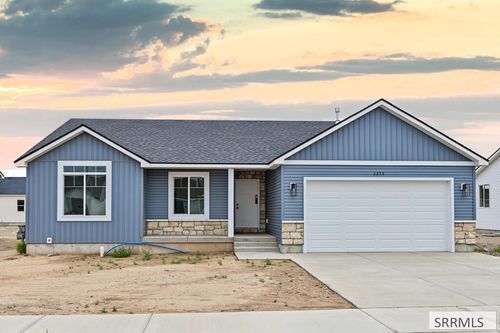 6898 Millbrook Dr, Idaho Falls, ID, 83402-6032 | Card Image