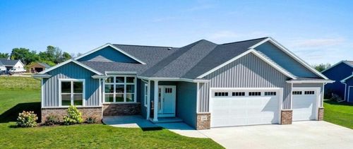 124 Fox Trail, HILBERT, WI, 54129 | Card Image