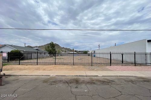 --536 E Vogel Ave, Phoenix, AZ, 85020-2051 | Card Image