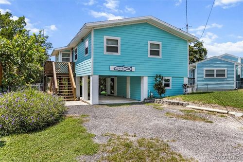 2190 S Seaport Pt, Crystal River, FL, 34429-5142 | Card Image