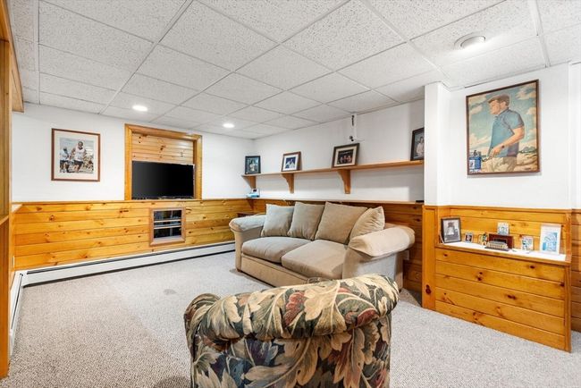 15 Gilbert St, House other with 3 bedrooms, 3 bathrooms and 3 parking in Waltham MA | Image 24