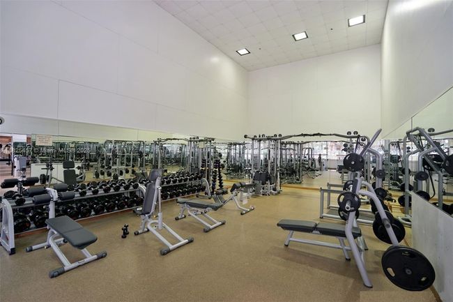 APT-1009 - 1000 Quayside Ter, Condo with 2 bedrooms, 2 bathrooms and null parking in Miami FL | Image 36