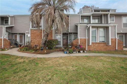 245-245 Avant Garde Cir, Kenner, LA, 70065-6282 | Card Image