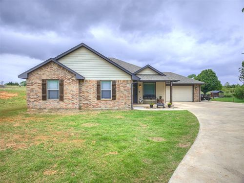 2082 County Street 2970, Blanchard, OK, 73010 | Card Image