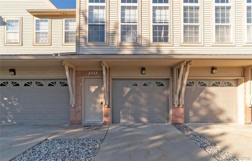 5143 Parsley Dr, Shelby Twp, MI, 48316-5728 | Card Image