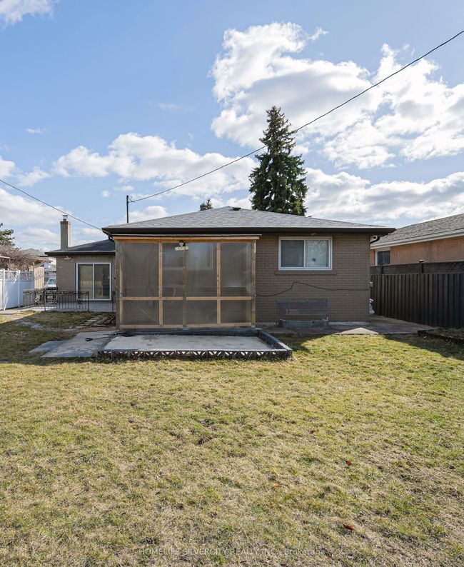 72 Brookland Dr, House other with 5 bedrooms, 4 bathrooms and 4 parking in Brampton ON | Image 39