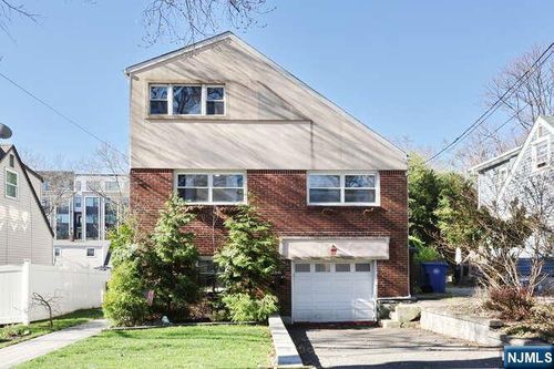 266 Coolidge Ave, Englewood, NJ, 07631-3852 | Card Image