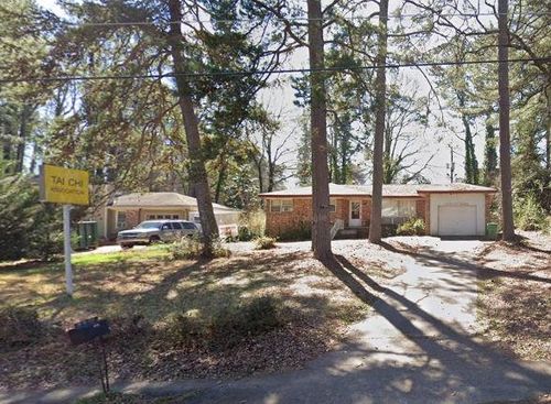 3079 Midway Rd, decatur, GA, 30032-2812 | Card Image