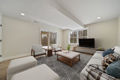 172 Tasker Hill Rd, Strafford, NH, 03884-6859 | Card Image