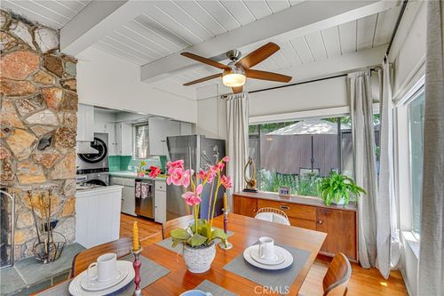 4268 Troost Ave, Studio City, CA, 91604-3027 | Card Image